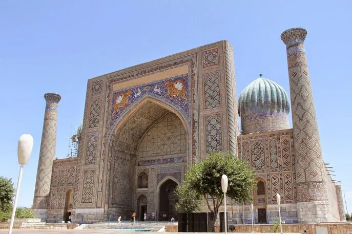 8 dimsum in stijl oezbekistan samarkand registan